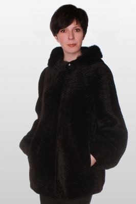 Куртка из Астрагана с капюшоном, отделка: Норка