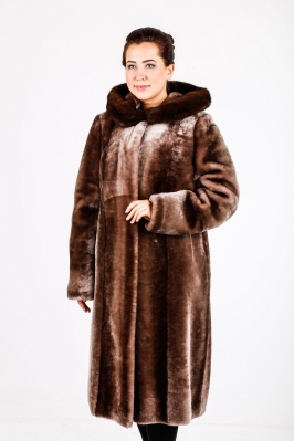 Пальто женское меховое с капюшоном